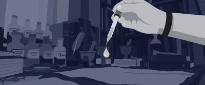 Eine Hand hält eine Pipette und lässt einen Tropfen fallen; im Hintergrund eine alte Apotheke mit beschrifteten Fläschchen, Büchern und Mörser.